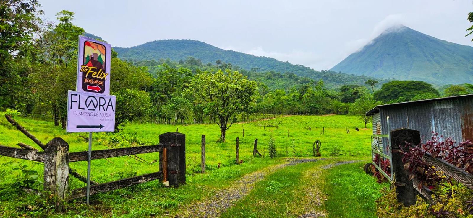 فيلا Flora Glamping De Abuela La Fortuna المظهر الخارجي الصورة