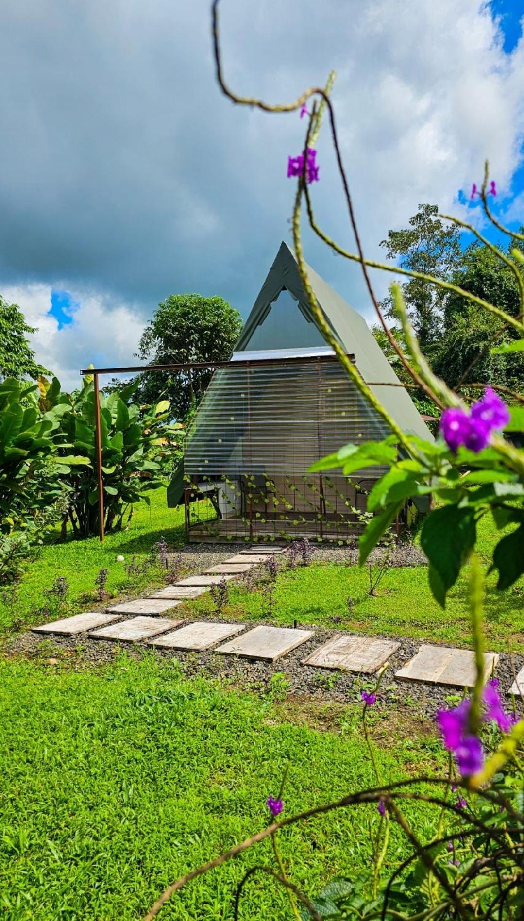 فيلا Flora Glamping De Abuela La Fortuna المظهر الخارجي الصورة